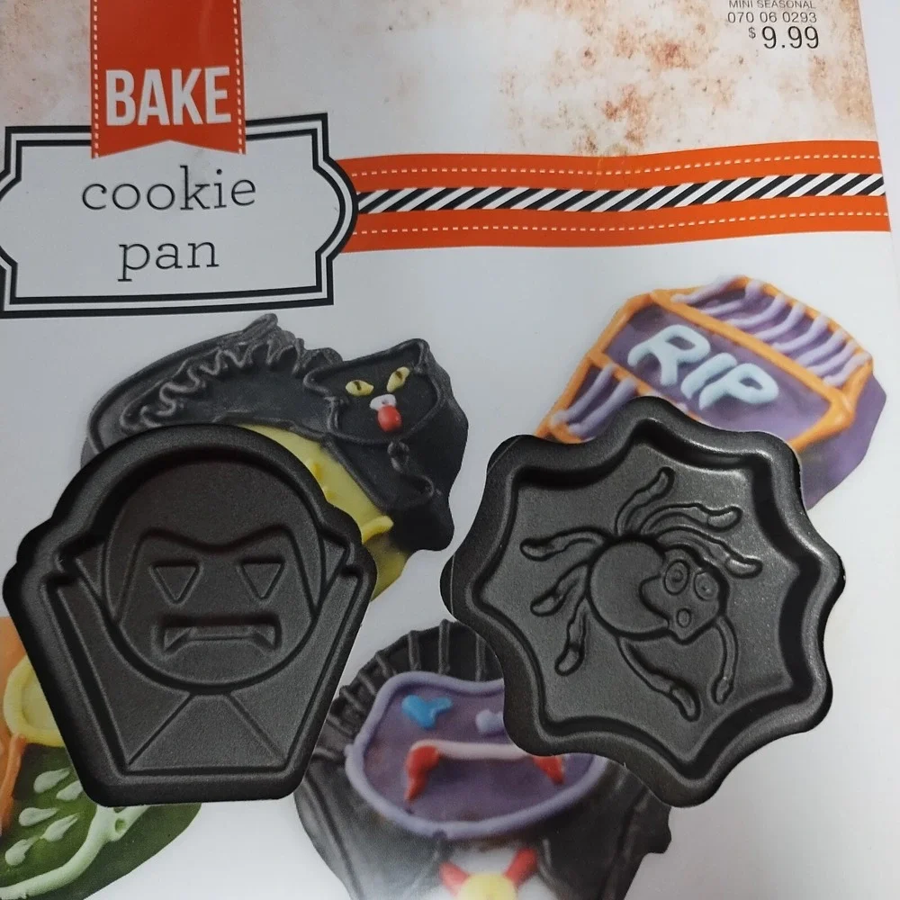 Set Of 2 Sweet Creations Halloween Cookie Shapes Pan 12 Cavities‎ Non-stick